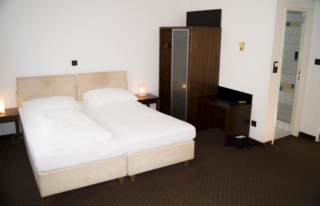 Hotel Hillinger Viena Habitación foto